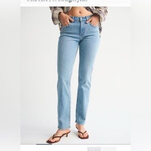 Abercrombie & Fitch Light Medium Wash Denim Jeans 28Long